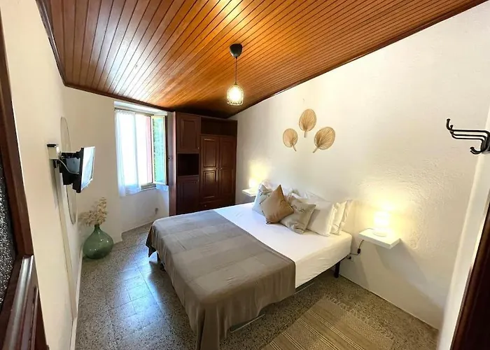 Historic Downtown By The Sea With King Bed *