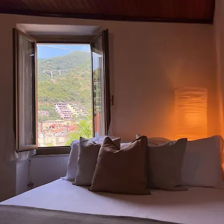 Historic Downtown By The Sea With King Bed