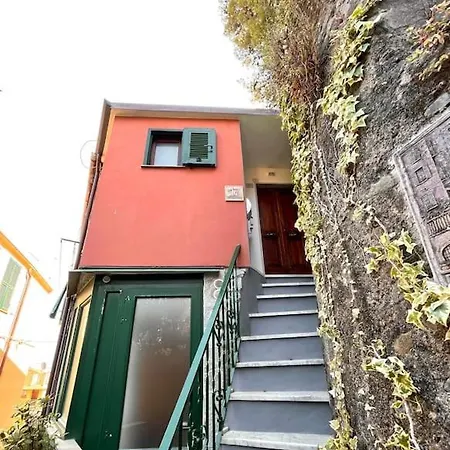 Historic Downtown By The Sea With King Bed * Monterosso al Mare