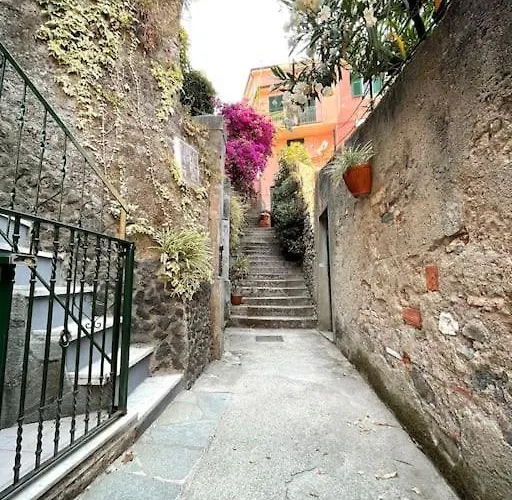 Apartamento Historic Downtown By The Sea With King Bed Monterosso al Mare