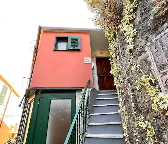 Historic Downtown By The Sea With King Bed * Monterosso al Mare